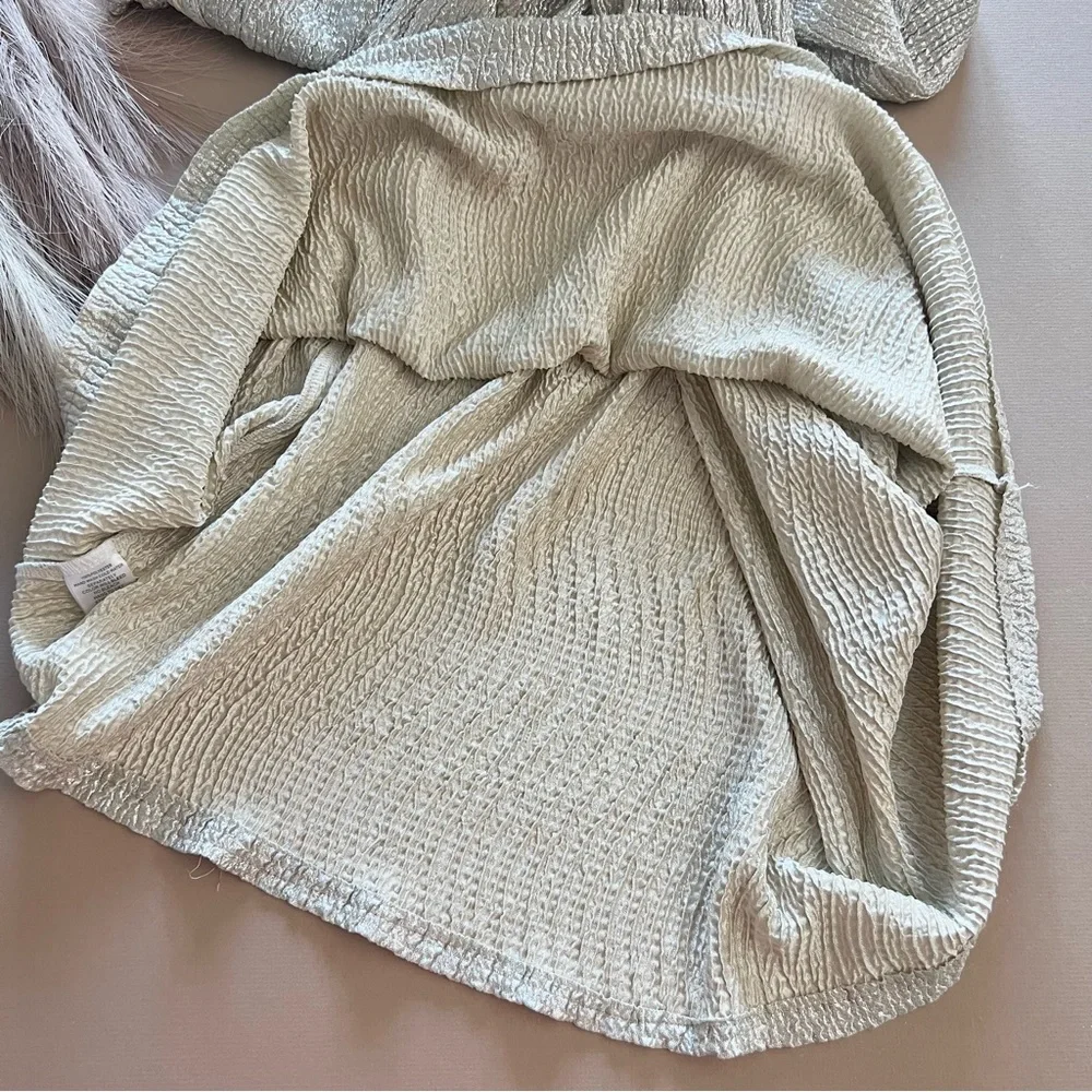 Lulu’s Metallic Champagne Gold V-Neck Evening Dress - Picture 5 of 15